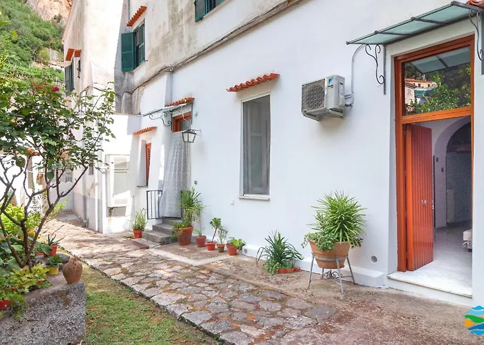 Holiday home Casamare *